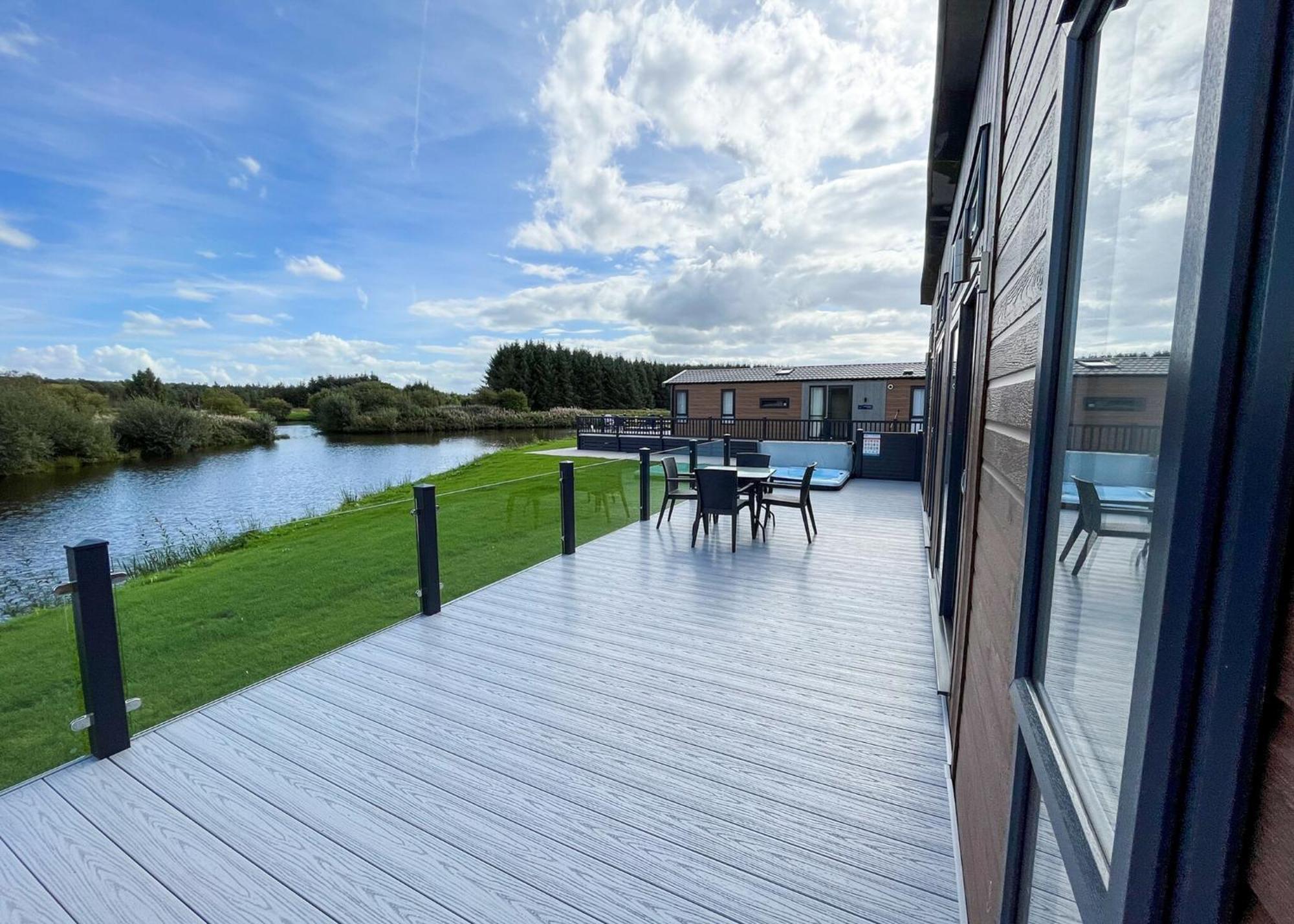 Westlands Country Park Hotel Annan Esterno foto