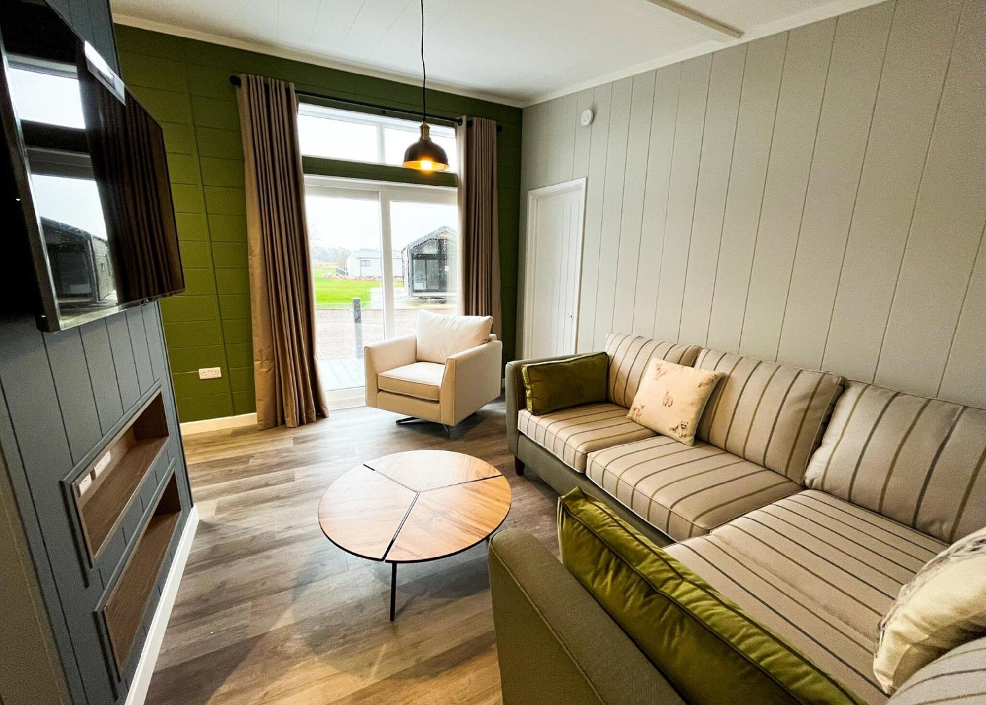 Westlands Country Park Hotel Annan Esterno foto