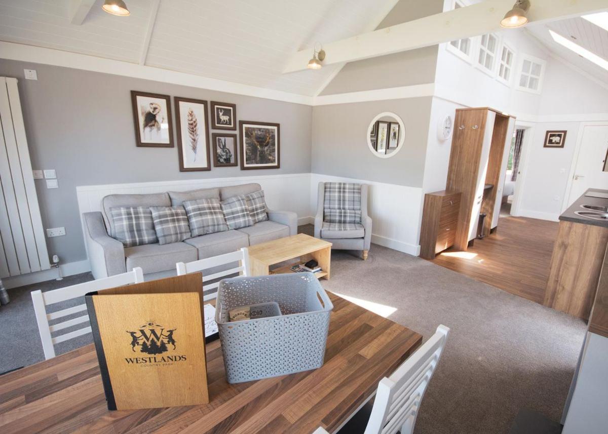 Westlands Country Park Hotel Annan Esterno foto