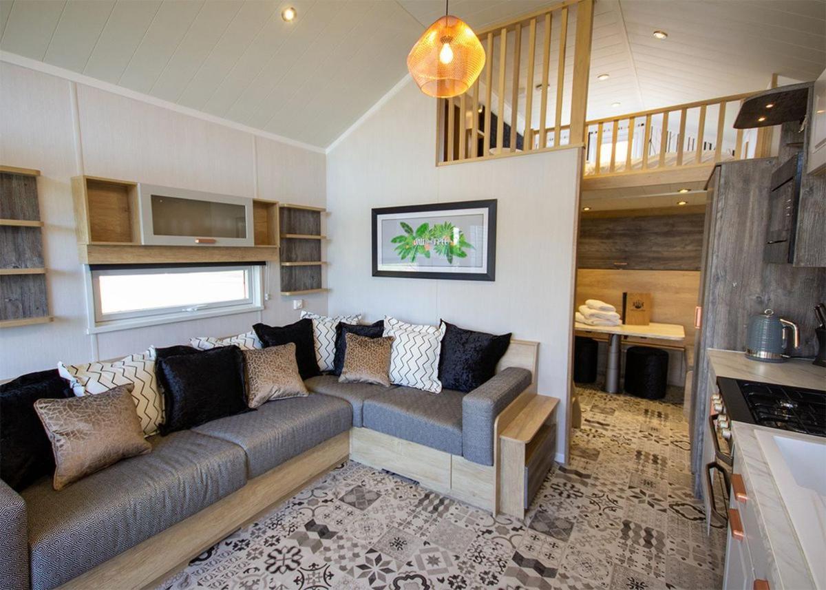 Westlands Country Park Hotel Annan Esterno foto