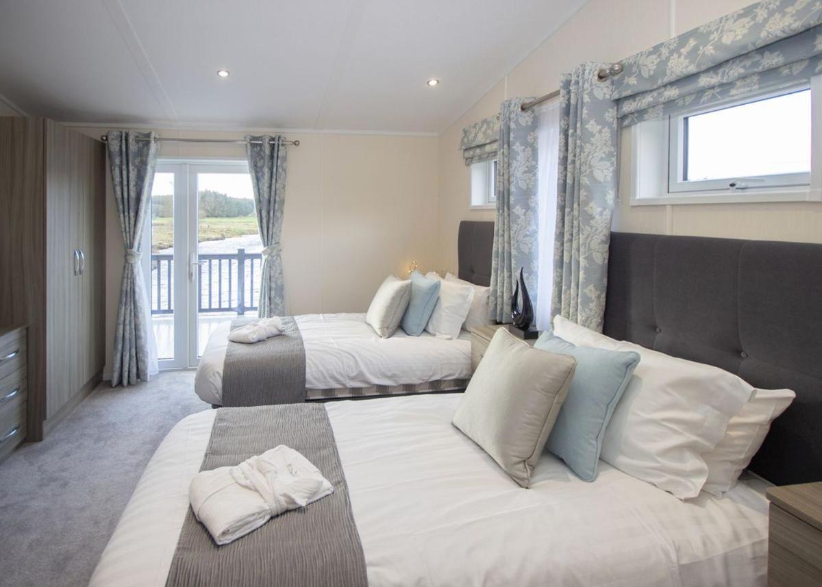 Westlands Country Park Hotel Annan Esterno foto