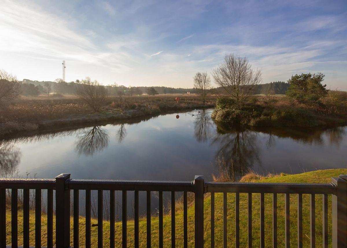 Westlands Country Park Hotel Annan Esterno foto