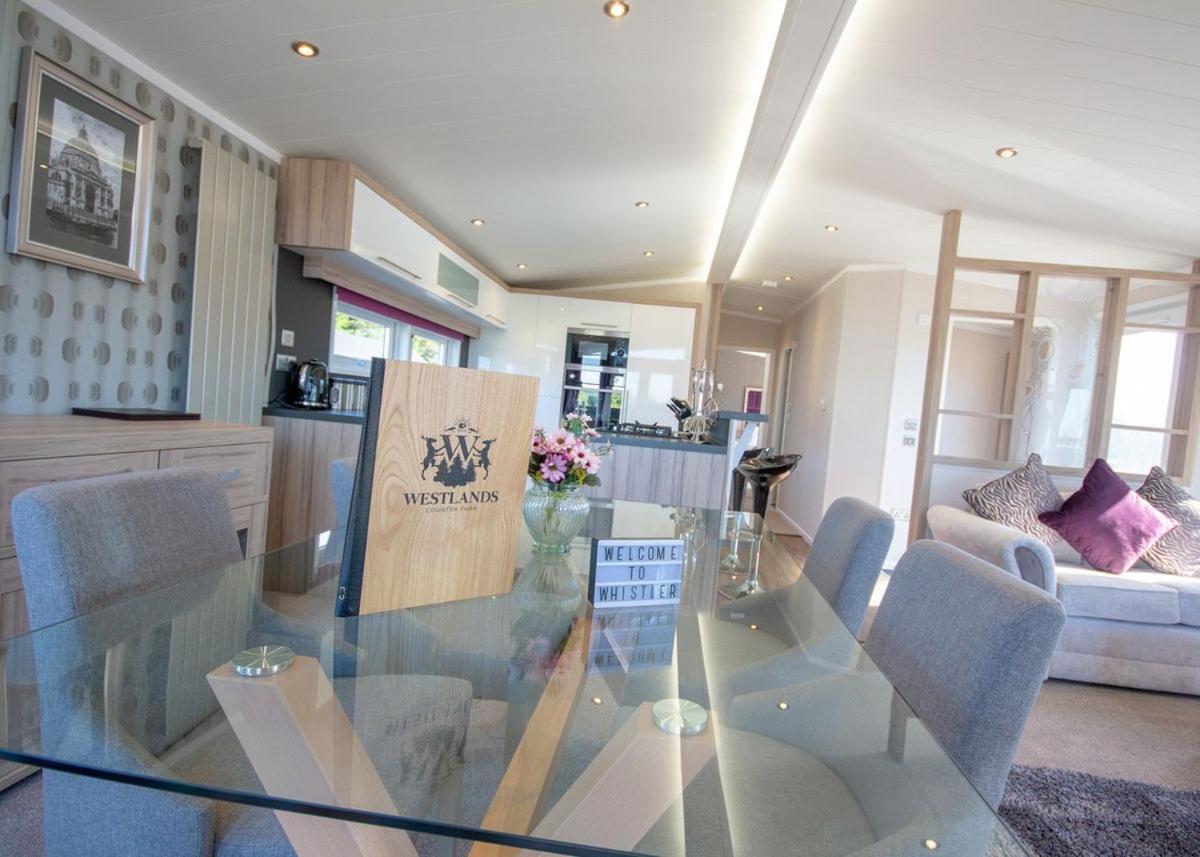 Westlands Country Park Hotel Annan Esterno foto